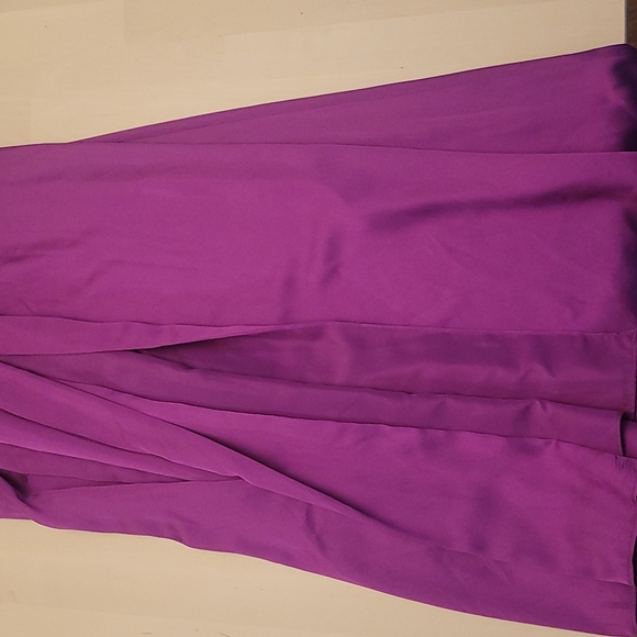 White by Vera Wang Medium Purple One Shoulder Gown with Slit - Picture 13 of 16